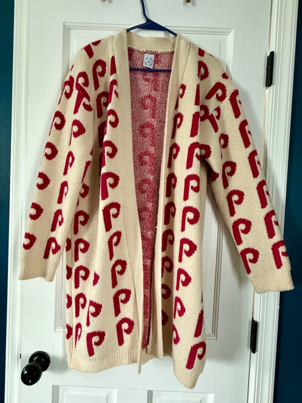 B. Rose Philadelphia Phillies Cream & Red Cardigan Sweater XL Soft Warm and Cozy